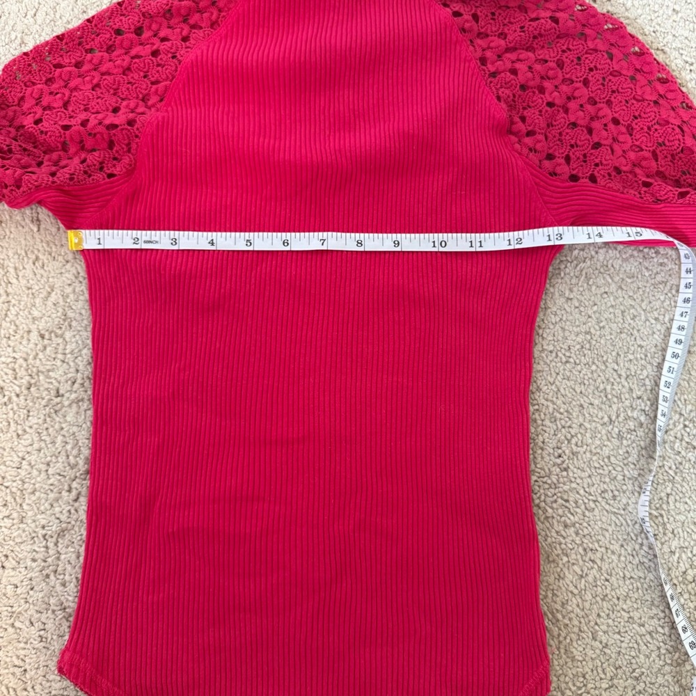 Free People Clemente‎ Top in Hot Berry Lace Sleeves Women's Size M - Picture 9 of 10